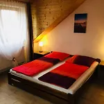 纳美国旅馆 招待所 3*